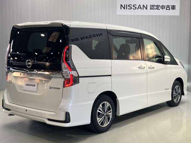 セレナ1.2 e-POWER ハイウェイスターV