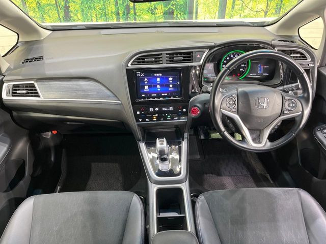 シャトル1.5 ハイブリッド Z ホンダセンシング