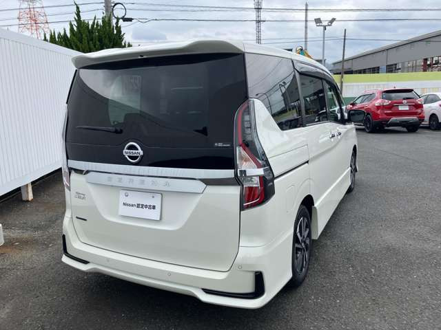 セレナ2.0 ハイウェイスターV