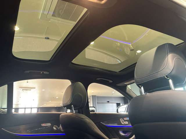 EクラスAMG E43 4マチック 4WD