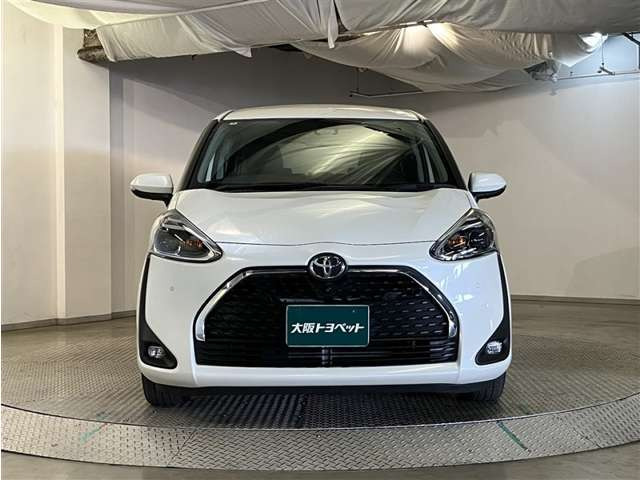 シエンタ1.5 ファンベース G クエロ