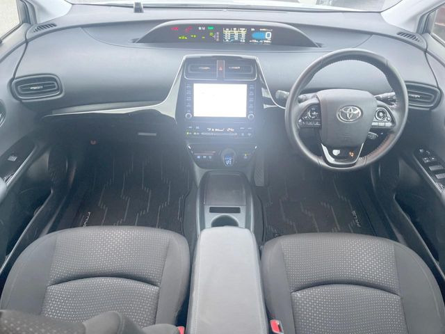 プリウス1.8 S セーフティ プラスII