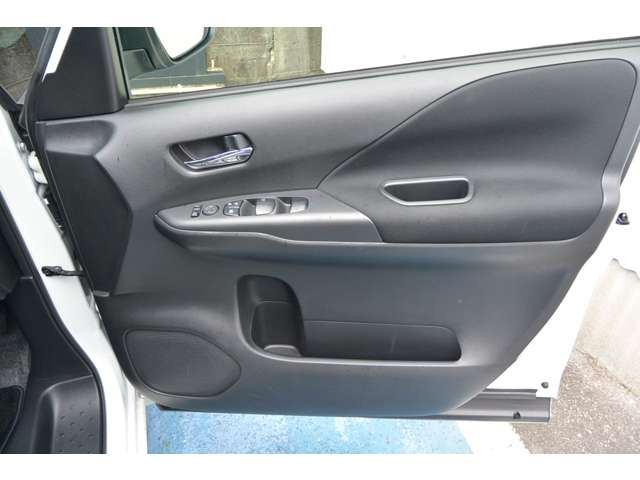 セレナ2.0 ハイウェイスターV