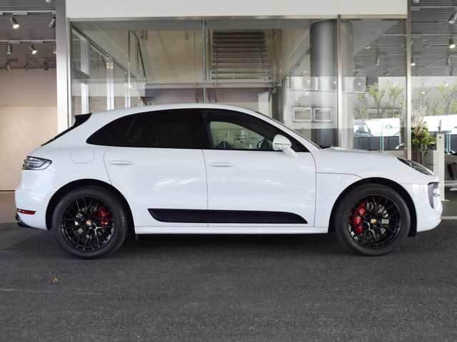 マカンGTS PDK 4WD