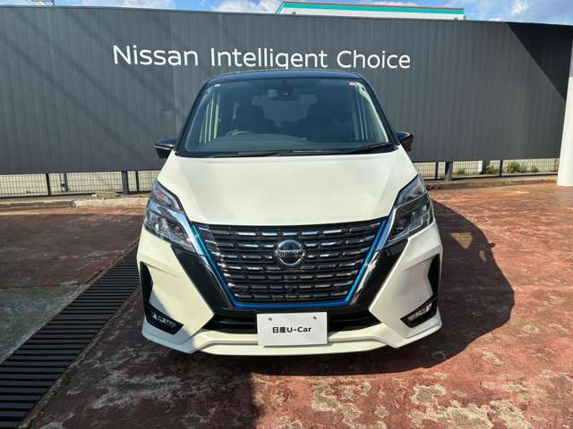 セレナ1.2 e-POWER ハイウェイスターV