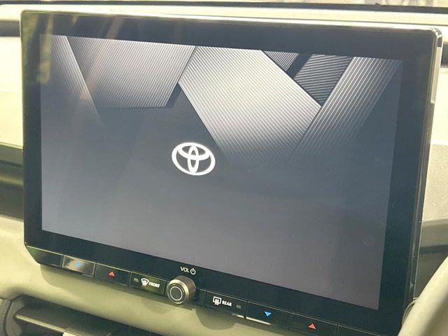 �y12.9�C���` �f�B�X�v���C�I�[�f�B�I�z���ʂ̃f�B�X�v���C��AppleCarPlay��AndroidAuto�����p�\�B�傫�ȉ�ʂŃX�}�z�i�r�A�v���������p���������܂���