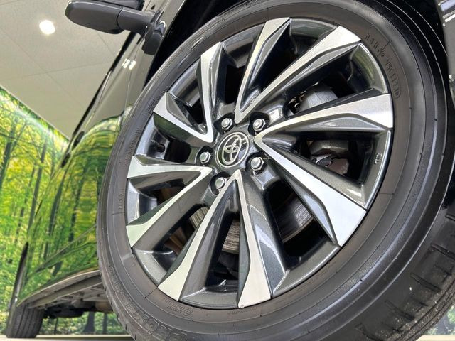 �y����17�C���`�A���~�z�C�[���z�O�ςɃ}�b�`���������A���~�z�C�[���𑕒����Ă���܂��B�e��ЊO�A���~�z�C�[����A�X�^�b�h���X�^�C�����戵�����Ă���܂��B���񂲑��k����������