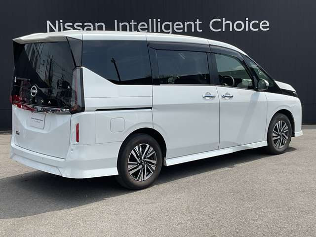 セレナ2.0 ハイウェイスターV