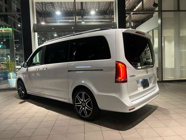 VクラスV220d アバンギャルド ロング AMGラインパッケージ