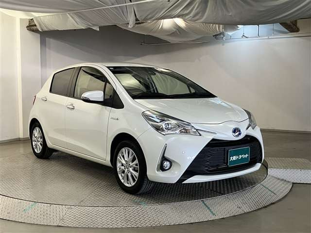 ヴィッツ1.5 ハイブリッド F