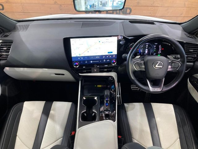 NX350h Fスポーツ