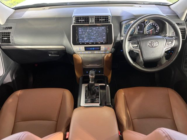 ランドクルーザープラド2.7 TX Lパッケージ 70th アニバーサリーリミテッド 4WD