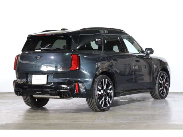 ミニカントリーマンジョン クーパー ワークス ALL4 DCT 4WD