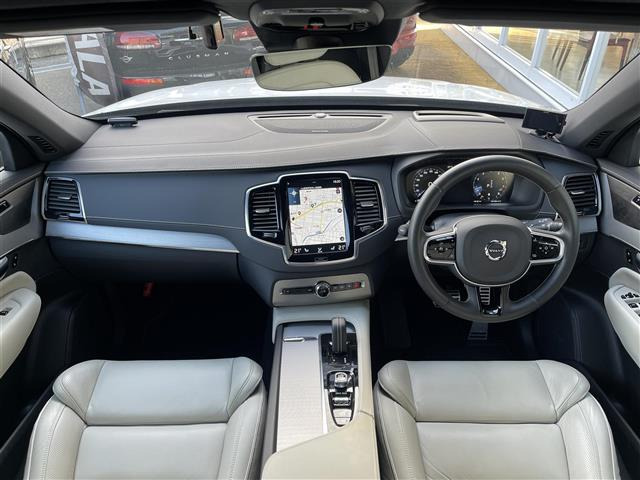 XC90B6 AWD Rデザイン 4WD