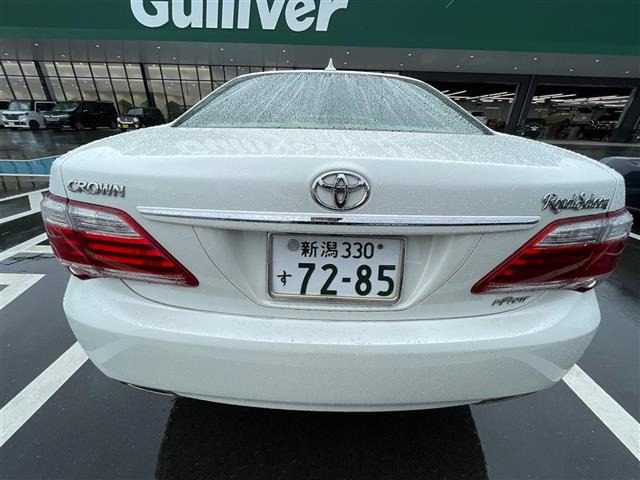 クラウン2.5 ロイヤルサルーン i-Four アニバーサリー エディション 4WD