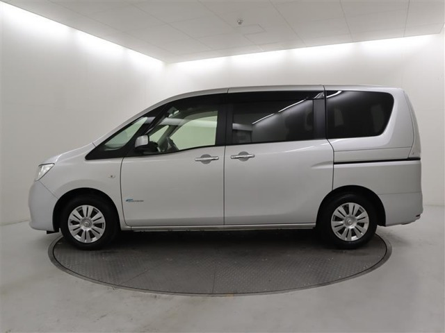 セレナ2.0 20X S-HYBRID