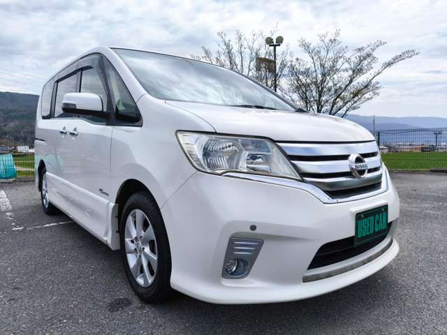 セレナ2.0 ハイウェイスター S-HYBRID