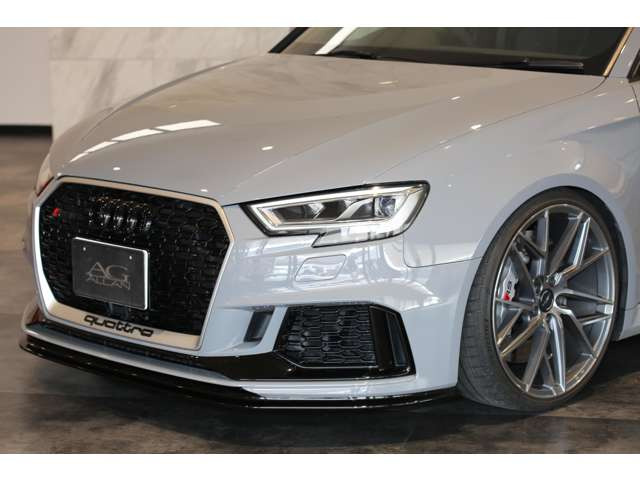 RS3スポーツバック2.5 4WD