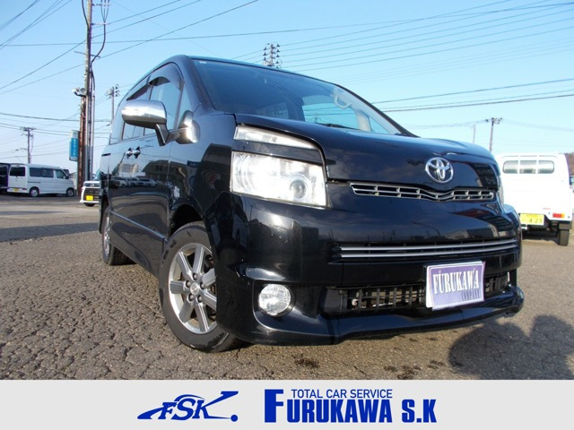 ヴォクシー2.0 ZS 煌II 4WD