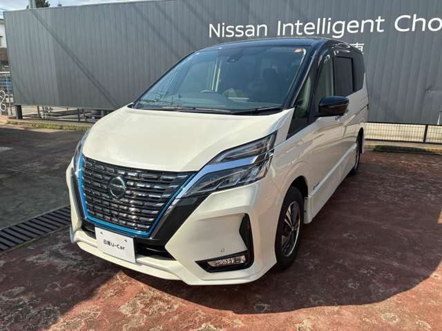 セレナ1.2 e-POWER ハイウェイスターV