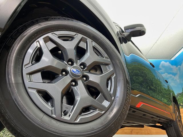 �y�����A���~�z�C�[���z�O�ςɃ}�b�`���������A���~�z�C�[���𑕒����Ă���܂��B�e��ЊO�A���~�z�C�[����A�X�^�b�h���X�^�C�����戵�����Ă���܂��B���񂲑��k����������
