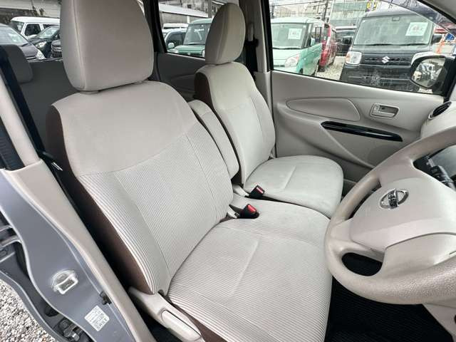 �I�[�����[�J�[�̌y�����Ԃ𒆐S�ɖL�x�ȎԎ����葵���Ă���܂��􂨒T���̂��Ԃ������ƌ�����܂�!!