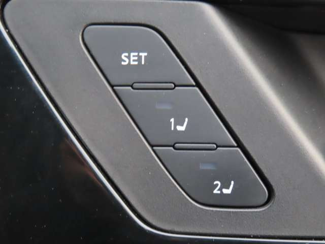 アウトランダーPHEV 2.4 P 4WD