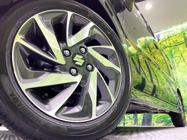 �y����15�C���`�A���~�z�C�[���z�O�ςɃ}�b�`���������A���~�z�C�[���𑕒����Ă���܂��B�e��ЊO�A���~�z�C�[����A�X�^�b�h���X�^�C�����戵�����Ă���܂��B���񂲑��k����������