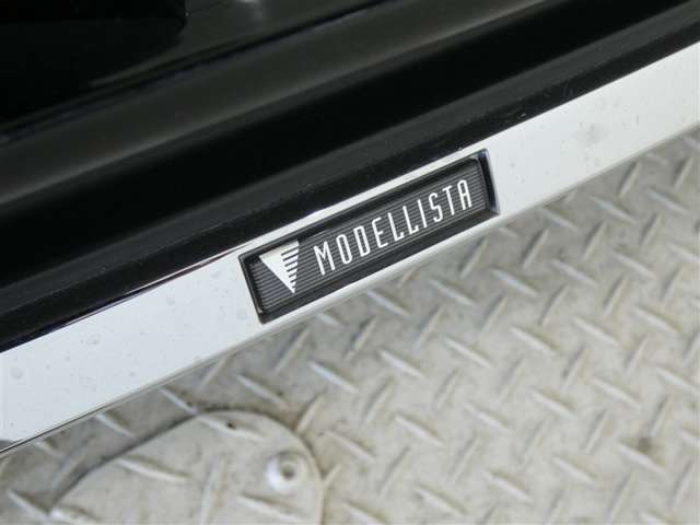 クラウンクロスオーバー2.5 G アドバンスト レザー パッケージ E-Four 4WD