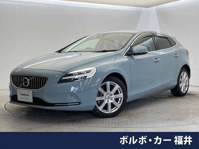V40