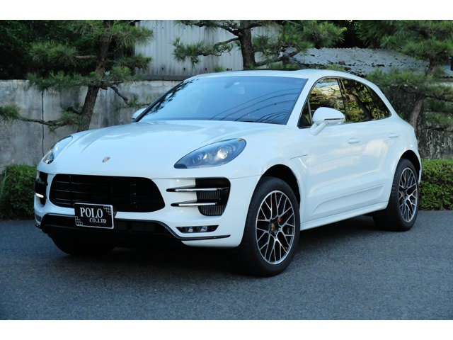 マカンターボ PDK 4WD