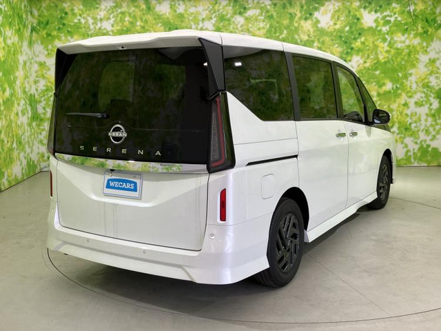 セレナ2.0 ハイウェイスターV