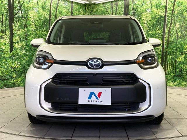 弊社では、全車『修復歴なし』のお車のみ取り扱っております。専任バイヤーによる厳選した仕入れの後、入庫後の車両チェックを行い、ネクステージが認定した高品質な中古車をご提供しております。