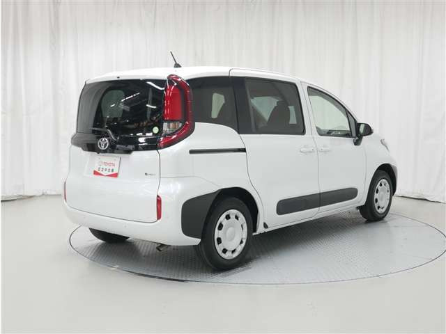 シエンタハイブリッド 1.5 G E-Four 4WD