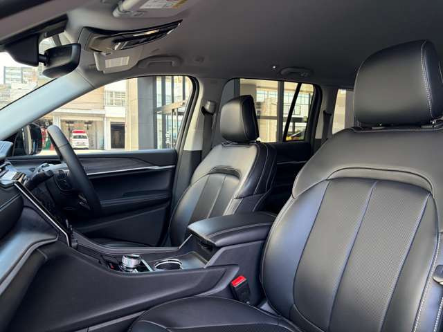 グランドチェロキーリミテッド 4WD