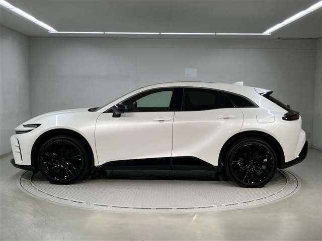 クラウンスポーツ2.5 Z E-Four 4WD