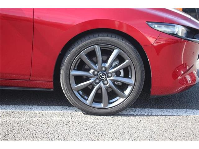 マツダ MAZDA3ファストバック 1.8 XD バーガンディ セレクション 禁煙