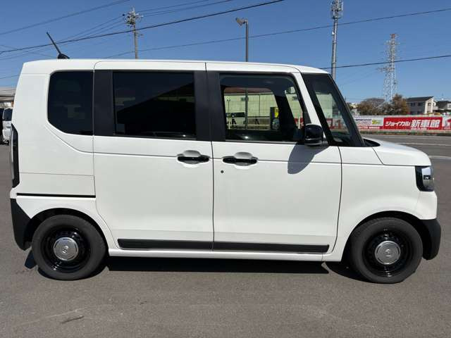 N-BOXジョイ モノトーン