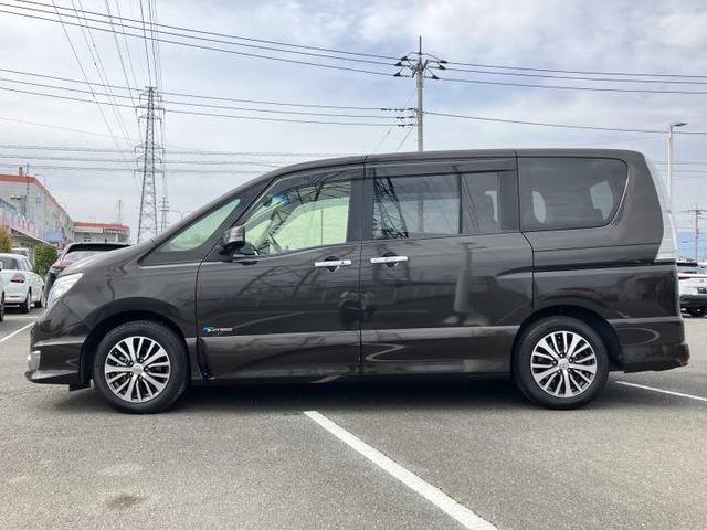 セレナ2.0 ハイウェイスター Vセレクション+Safety S-HYBRID アドバンスドSafetyパッケージ