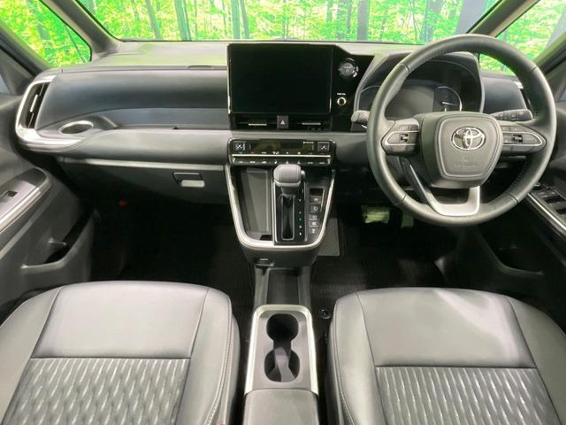 ノア1.8 ハイブリッド S-Z