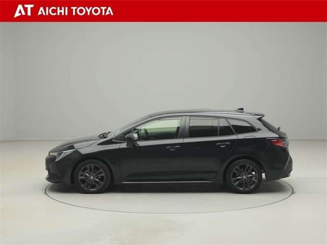 カローラツーリング1.8 ハイブリッド W×B