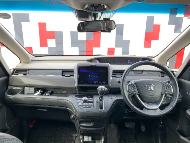 フリード1.5 G ホンダセンシング 4WD