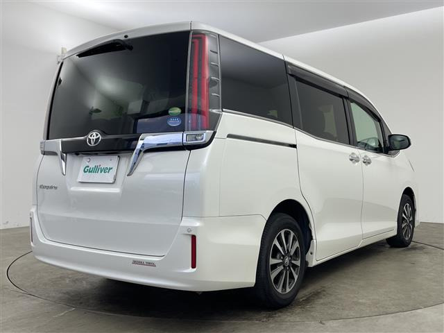 エスクァイア2.0 Gi プレミアムパッケージ