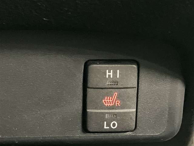 シエンタハイブリッド 1.5 G クエロ