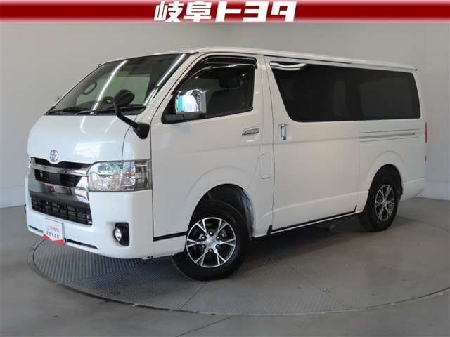 ハイエースバン