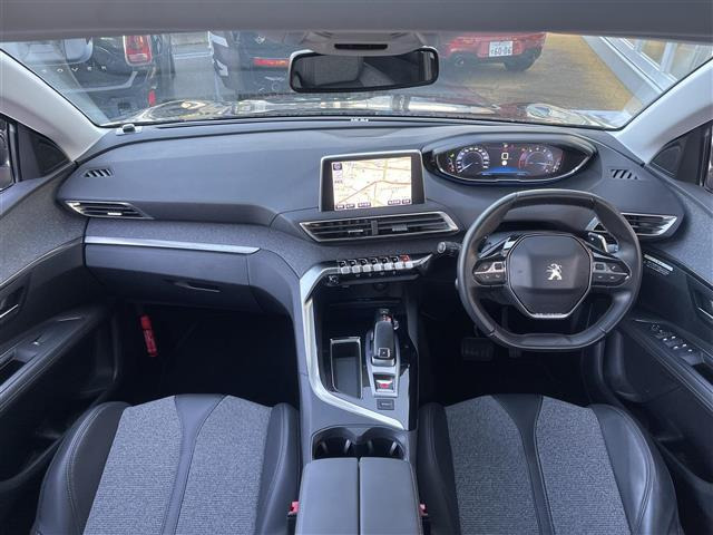 3008アリュール デビューエディション