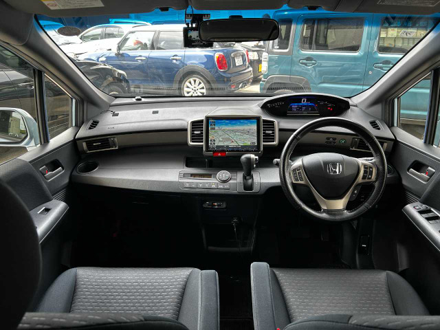 フリードスパイクハイブリッド