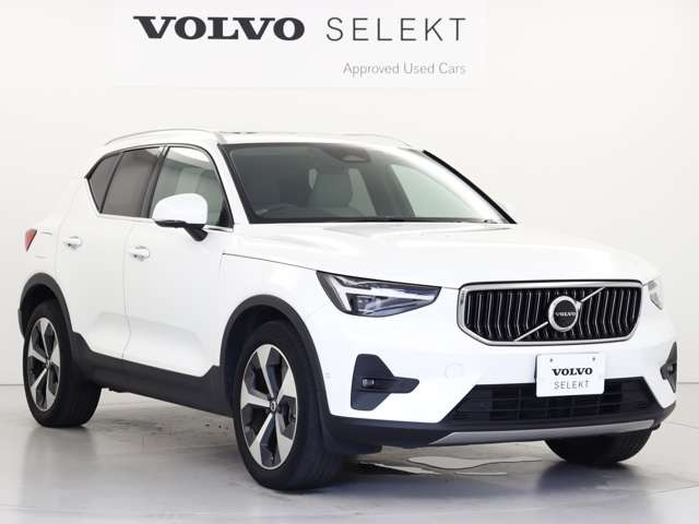 XC40ウルトラ B4 AWD 4WD
