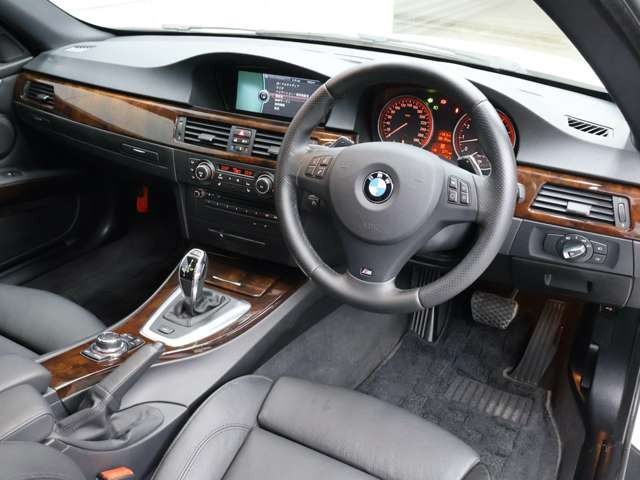 3シリーズセダン335i Mスポーツパッケージ