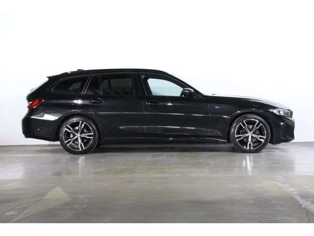 3シリーズツーリング318i Mスポーツ